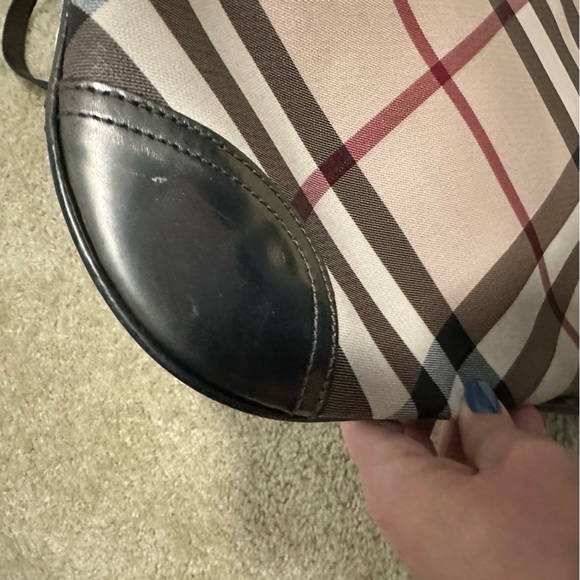 Vintage Burberry Dryden Nova Check Crossbody Bag with Patent Pewter trim GUC - Picture 7 of 16